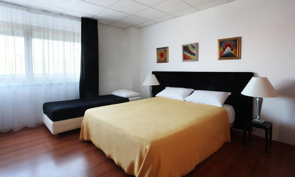 Sos Motel Hatvan Room photo